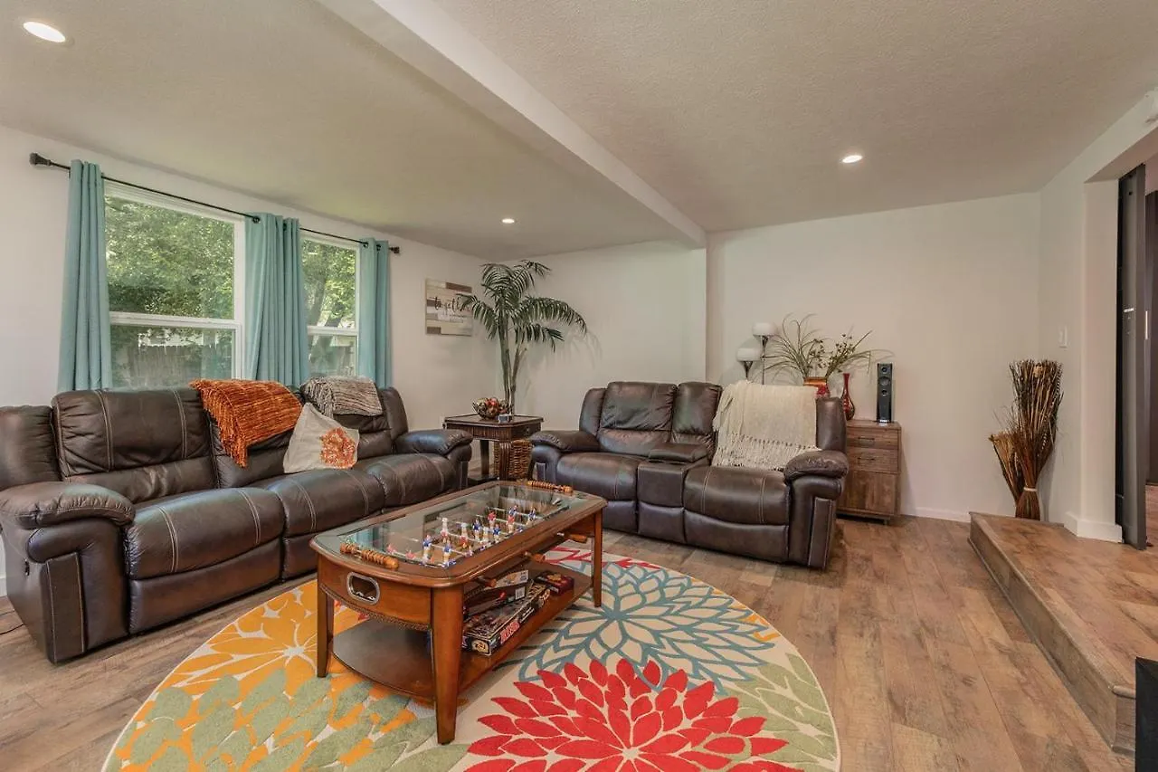 11 Amazing Family Villas in Springfield, Missouri, United States in